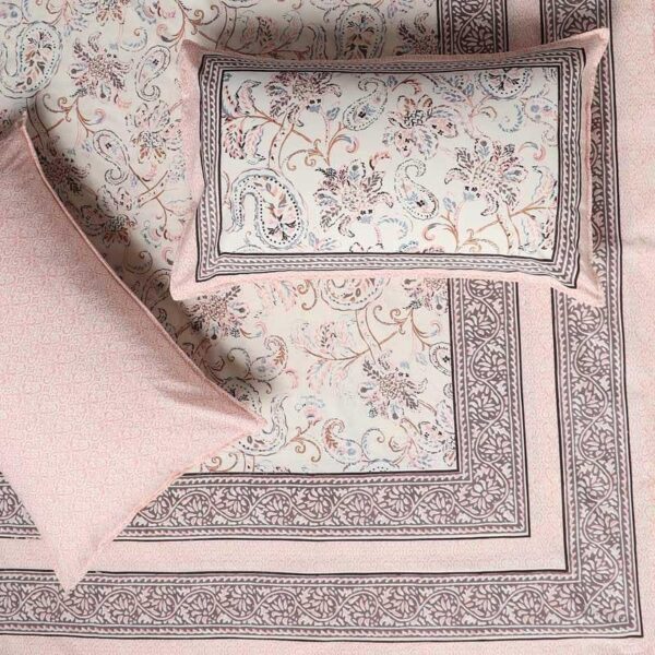 Abstract Paisley Bedsheet Abstract Paisley Bedsheet